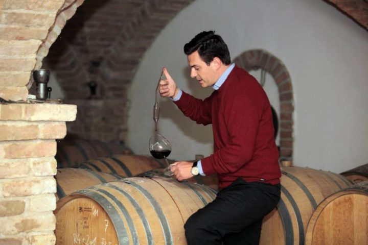 Heinrich Hartl in wine cellar